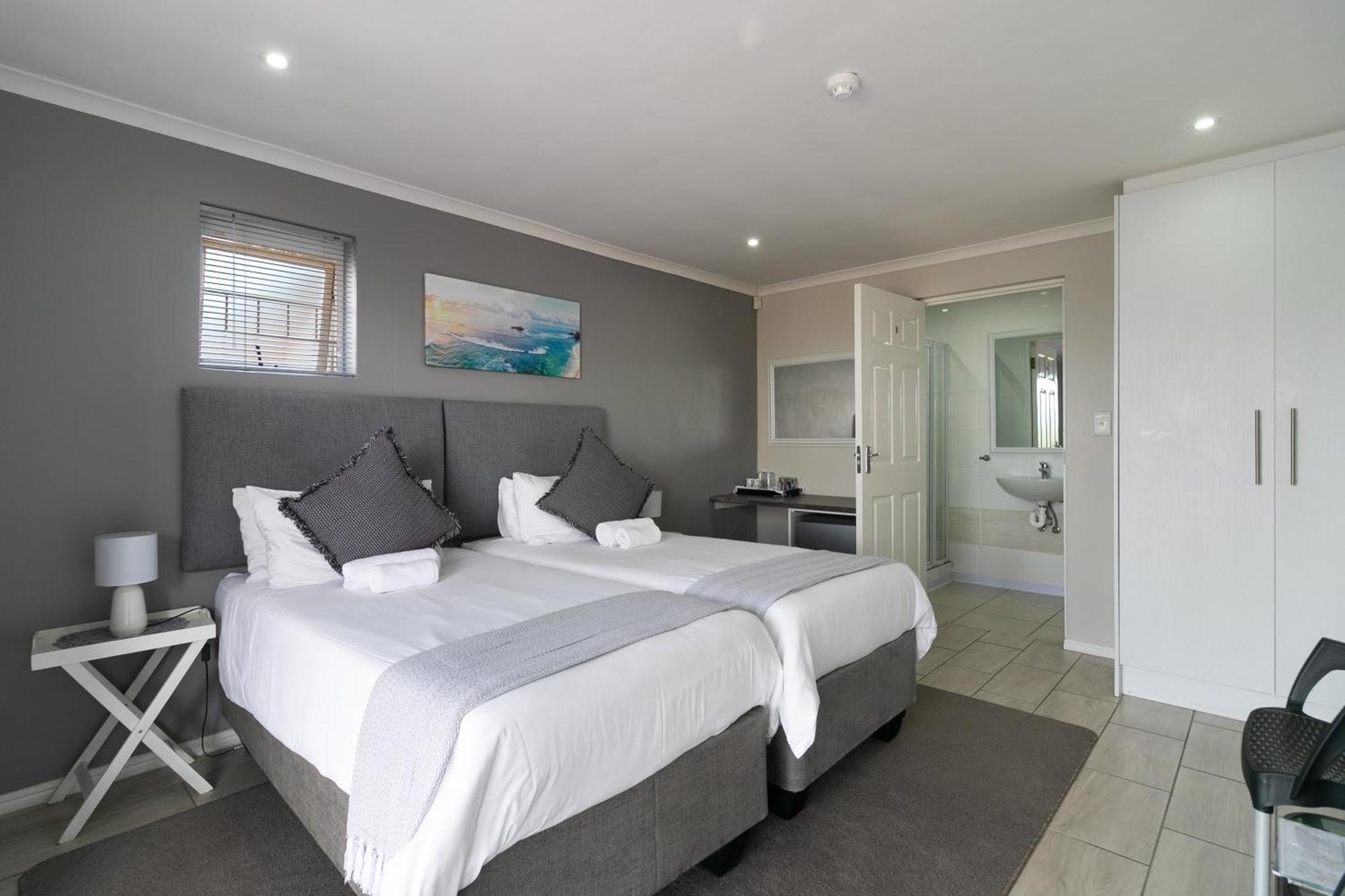 Phoenix Lodge And Waterside Accommodation Knysna Kültér fotó